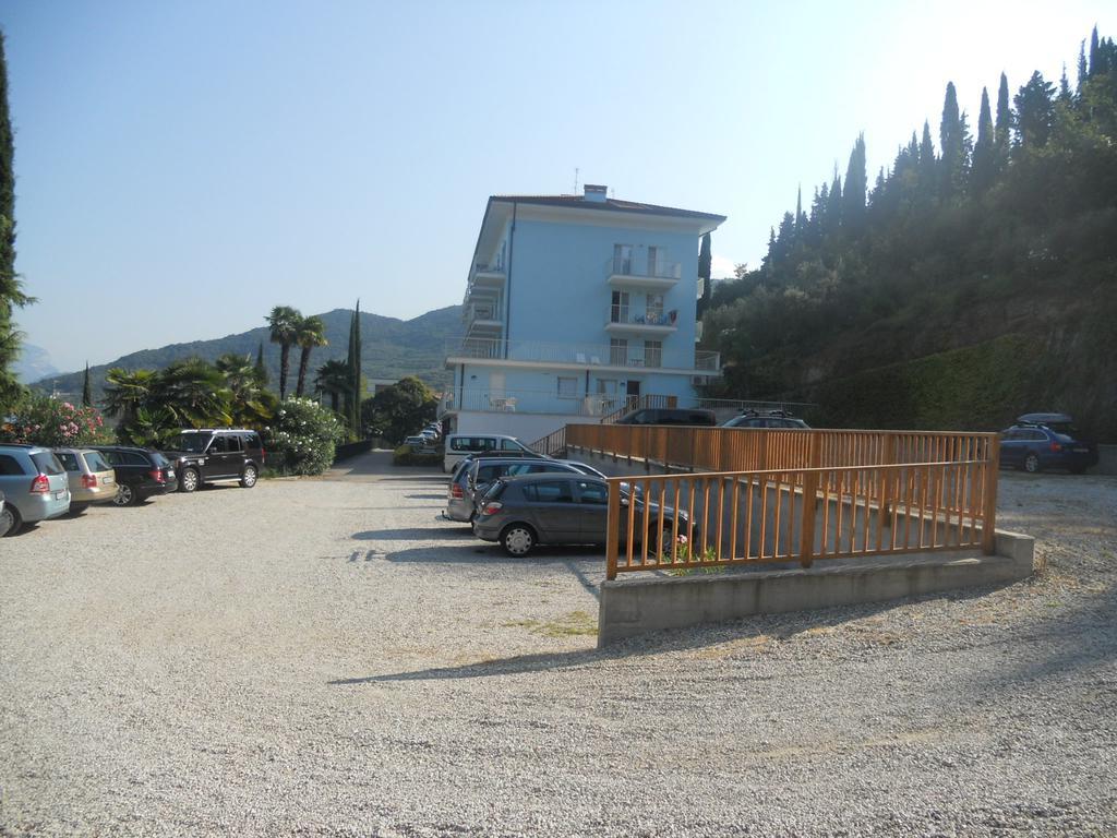 Residence Marina Рива-дель-Гарда Экстерьер фото