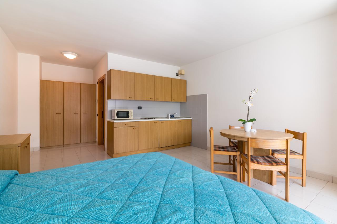 Residence Marina Рива-дель-Гарда Экстерьер фото