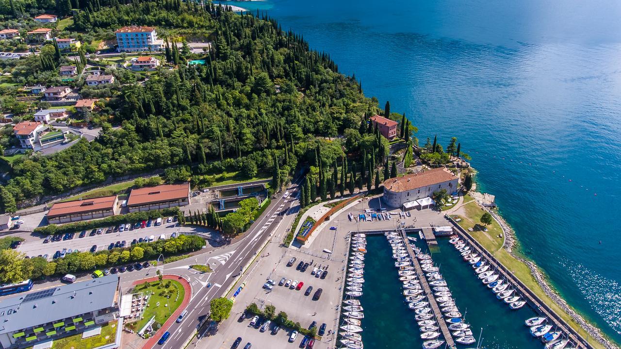Residence Marina Рива-дель-Гарда Экстерьер фото