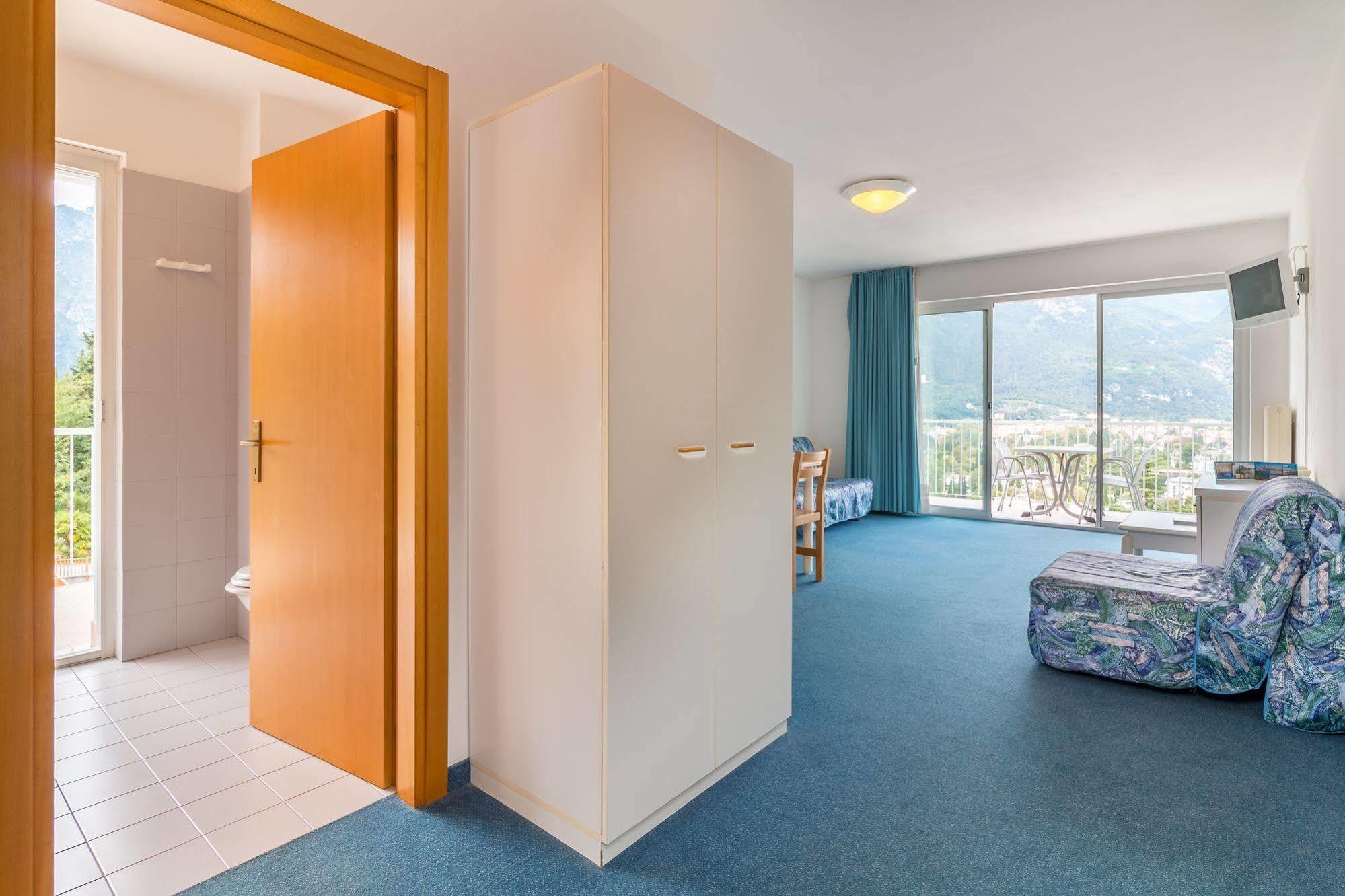 Residence Marina Рива-дель-Гарда Экстерьер фото