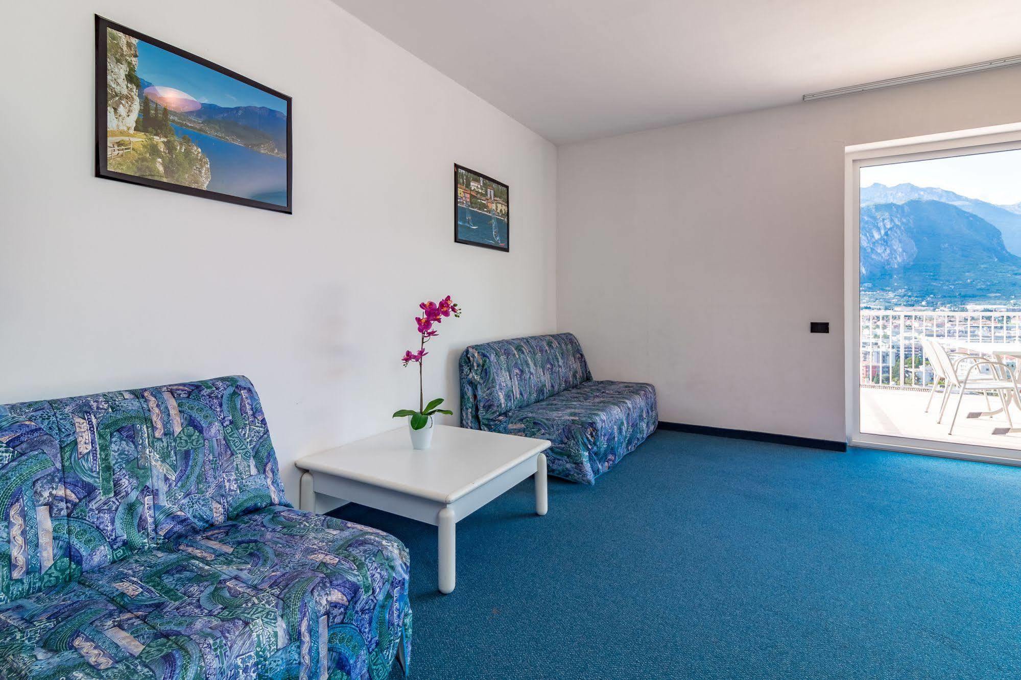 Residence Marina Рива-дель-Гарда Экстерьер фото