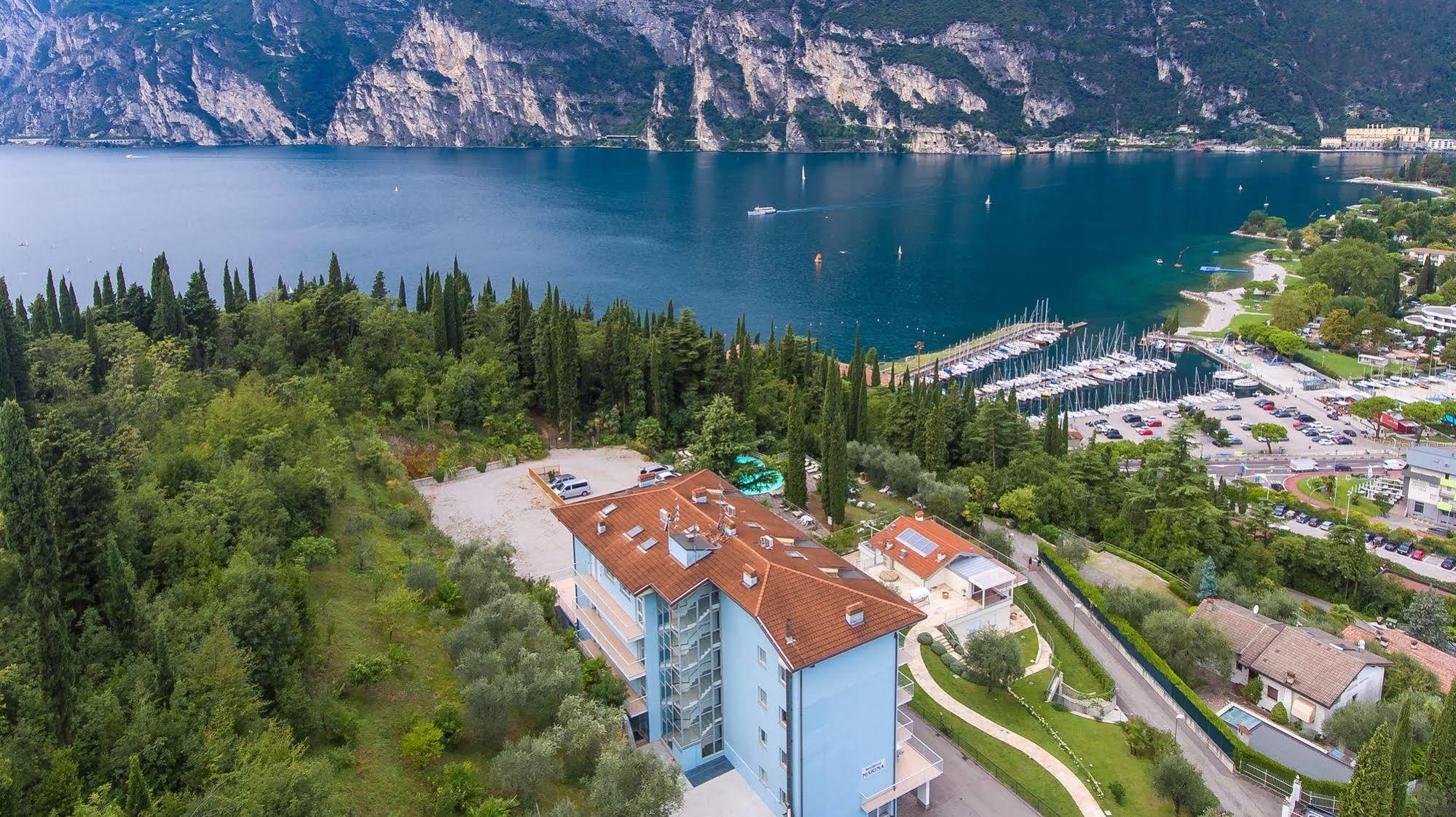 Residence Marina Рива-дель-Гарда Экстерьер фото